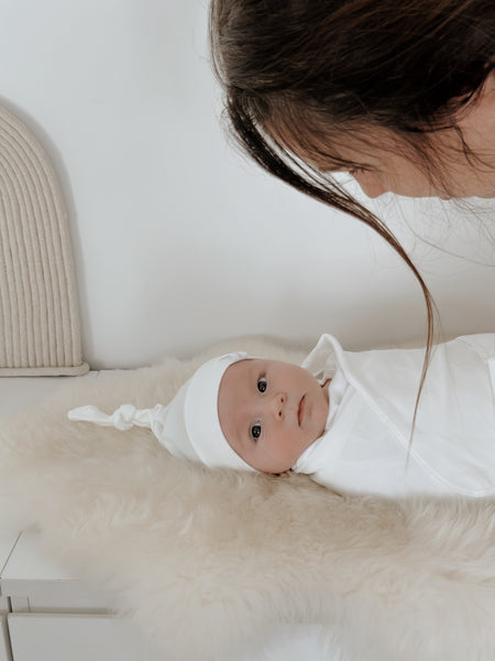 ORGANIC NEWBORN SWADDLE & BEANIE