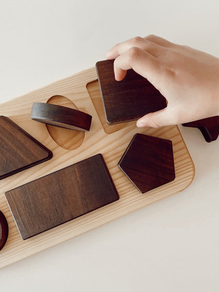 WOODEN SHAPE PUZZLE - WALNUT